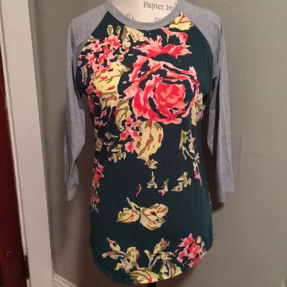 Lularoe Floral Randy 🦄